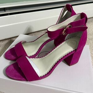 1901 Fuchsia Block Heel Sandals